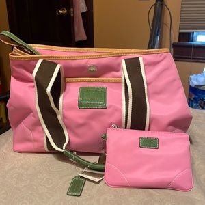 Coach HMP Weekend Medium Tote